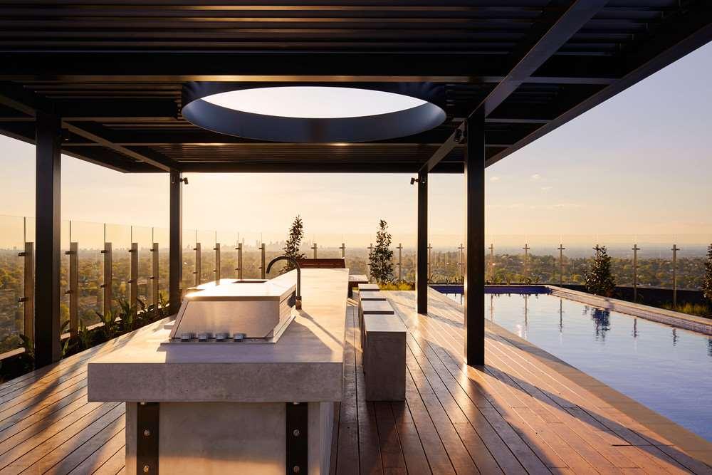 בוקס היל Art Series - The Chen מתקנים תמונה Skyline Residences rooftop pool
